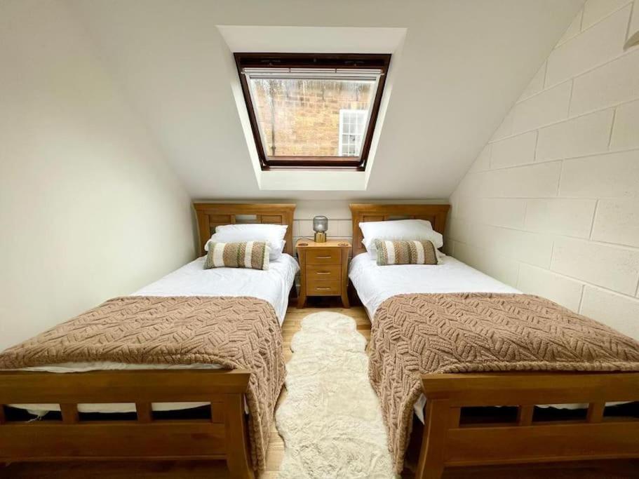 Apartamento The Coach House Harthill Exterior foto