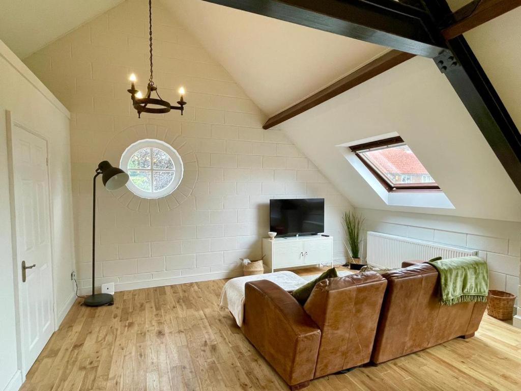 Apartamento The Coach House Harthill Exterior foto